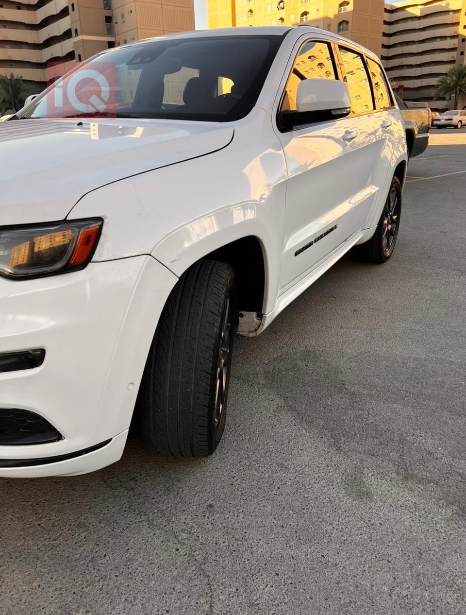 جيب جراند شيروكي